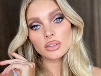 Беременная Эльза Хоск раскрыла пол будущего ребенка