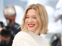 "Девушка Бонда" Леа Сейду появилась на публике с новым имиджем