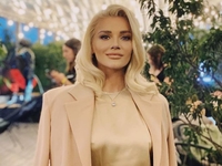 Экс-"ВИА Гра" Миша Романова запостила "мокрое" видео в купальнике