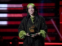 В Сети впервые показали, как Билли Айлиш выглядит в домашней одежде