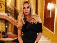 Певица Камалия запостила архивное фото, на котором ей 16 лет