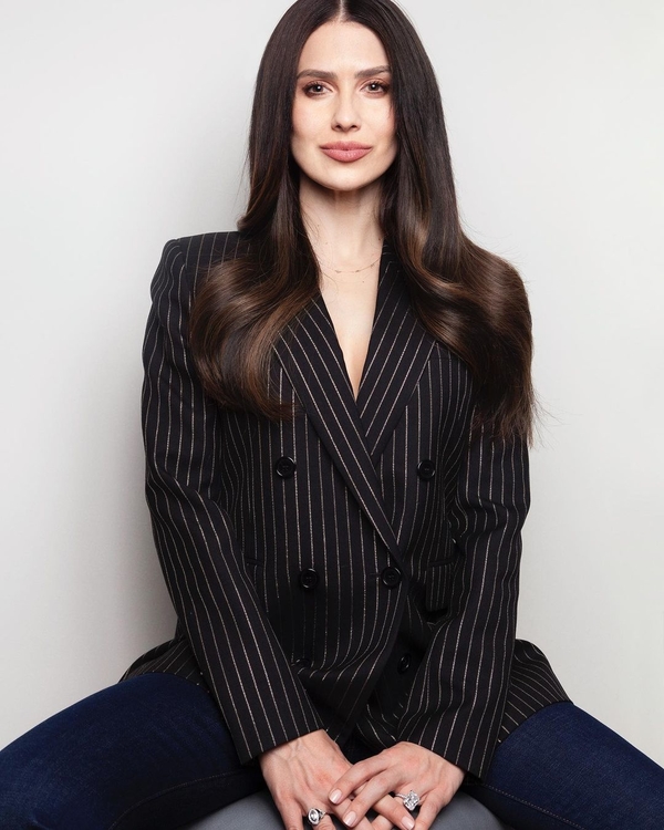 Хиларию Болдуин раскритиковали за видео в нижнем белье