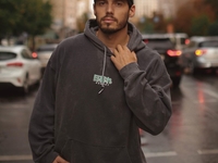 Никита Добрынин поделился откровенным снимком со своей женой