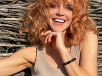 Полураздетая Яна Заец удивила поклонников откровенными фото