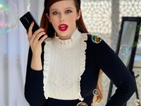 Соня Плакидюк удивила поклонников своей растяжкой и длинными ногами