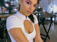 Это слишком: жаркая Мишель Андраде снялась для мужского журнала