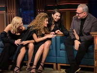 Новые солистки "ВИА Гры" сделали первое совместное селфи в гримерке