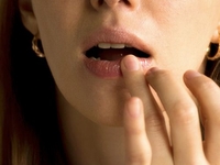 Бьюти-советы: что делать, если сохнут губы зимой