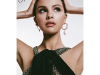 «Я не стыжусь»: Селена Гомес откровенно рассказала о проблемах с психикой