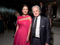 Кэтрин Зета-Джонс показала трогательные кадры со свадьбы с Майклом Дугласом