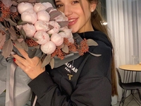 Ни капли стыда: победительница «Холостяка» показала аппетитные «булочки»