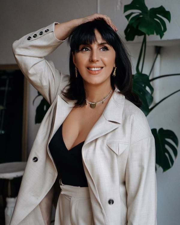 «Стиль супер»: Джамала показала, как выглядела в 13 лет