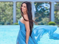 Деми Мур показала троих дочерей от Брюса Уиллиса