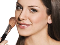 Советы и хитрости визажистов: как сделать идеальный макияж для крутых селфи