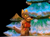 Прем’єра новорічної вистави "Казка про музичну ялинку" у Театрі ляльок