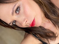 Виктория Бекхэм с дочерью покорили Сеть зажигательным танцем