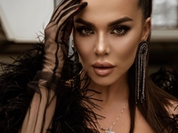 Примерная мама: Анна Седокова умилила поклонников фото со своим сыном