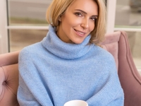 «Подружки»: бывшая жена Узелкова умилила Сеть снимком с дочерью