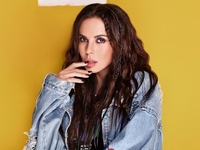 Такого точно никто не ожидал: Каменских показала фото с врагом № 1