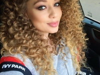 «Непростой период»: Яна Соломко продемонстрировала, как выглядит после развода