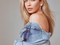 «Копия мамы»: Вера Брежнева показала свою младшую дочь