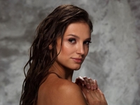 Дана из "Холостяка 10" показала, как выглядела до ринопластики