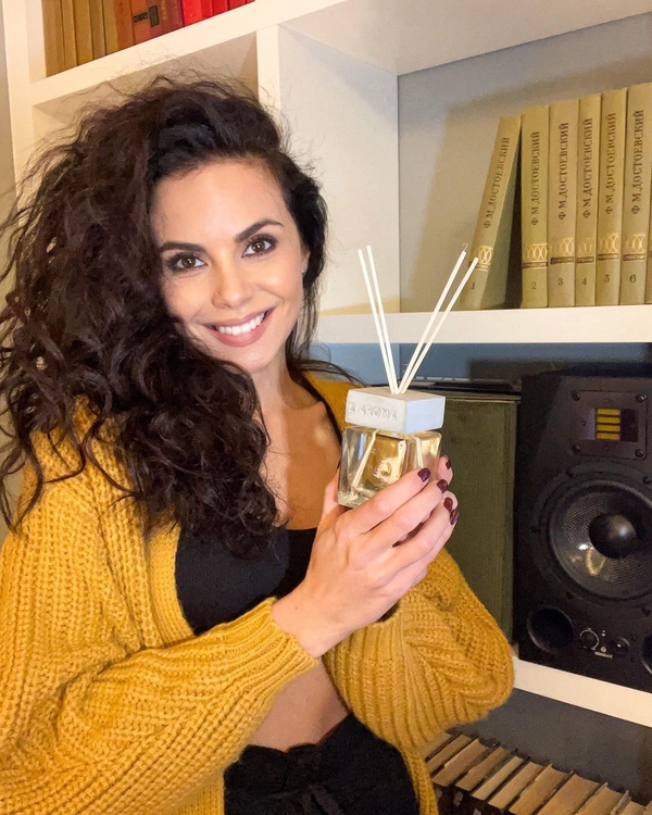 На грани срыва: Настя Каменских решила объесться на Новый год