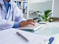 Медик назвал три способа улучшить защиту от закупорки артерий