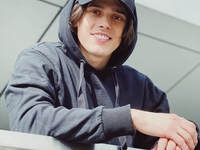 Alekseev запостил новое фото со своей девушкой из "ВИА Гры"