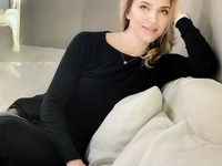 «Позволила себе побыть девочкой»: бывшая жена Узелкова рассказала о недавнем свидании