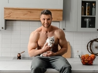 "Холостяк 11": ТОП-10 фото из Инстаграма Михаила Заливако