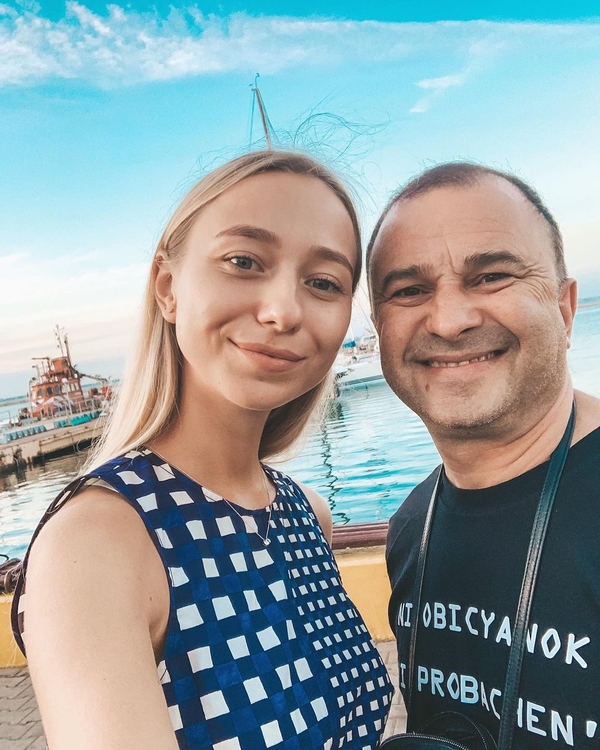 Была фанаткой с 10 лет: Репяхова показала архивное фото с Павликом