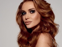 «Не совсем стандартная бывшая»: Слава Каминская рассказала о дружбе с бывшими мужьями