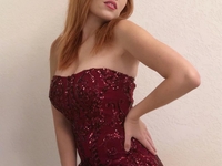 В идеальной форме: Alyosha похвасталась стройной фигурой в купальнике