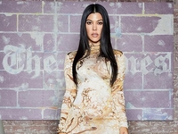 Кортни Кардашьян закрутила роман с рок-музыкантом - СМИ