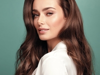 Королевский отдых: Ксения Мишина показала, как нежится со своим сыном в джакузи