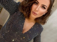 «Такая нежная в халате»: Ани Лорак впечатлила фанатов домашним образом