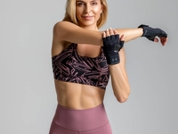 «Ух, секси!»: бывшая жена Узелкова восхитила своим внешним видом