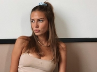 Самое модное маленькое черное платье 2021: демонстрирует Николь Потуральски