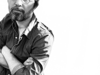 Сергей Бабкин показал селфи на фоне клиники, где его прооперируют