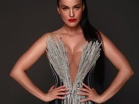 Даша Астафьева оголила спину и вызвала настоящий фурор