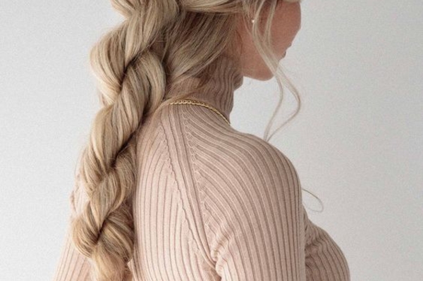 Модная укладка на день влюбленных 2022 / pinterest.com