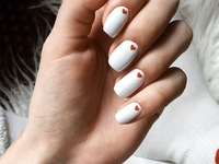 Ко Дню святого Валентина: 20 актуальных идей для маникюра с сердечками