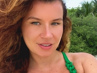 «Моя мечта»: жена Монатика умилила Сеть совместными снимками