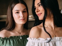 "Она такая самостоятельная": Ефросинина рассказала об учебе 16-летней дочери за границей