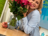 Эффектная блондинка: Лилия Ребрик показала свое идеальное лицо вблизи