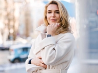 Марина Боржемская похвасталась фигурой в ажурном соблазнительном белье