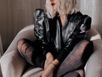 "Папа не знал": Мика Ньютон рассказала, как справилась с онкологией