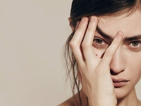 Что делать, если шелушится кожа: полезные лайфхаки для решения проблемы