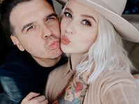 Мика Ньютон рассекретила, как познакомилась с мужем Крисом Сааведрой